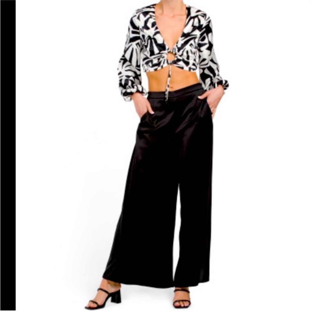 Caroline Constas Black & White Retro Top & Black Pants Set - Picture 4 of 6